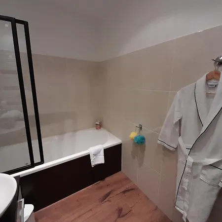 Cap Saint Martin Marina Affittacamere 3*