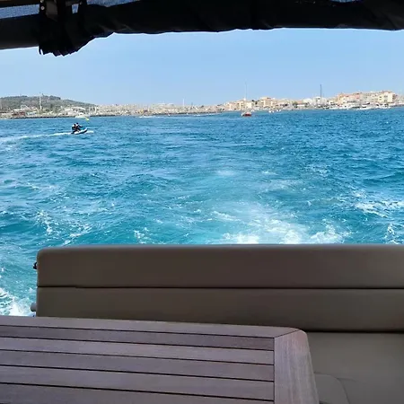 Cap Saint Martin Marina Affittacamere