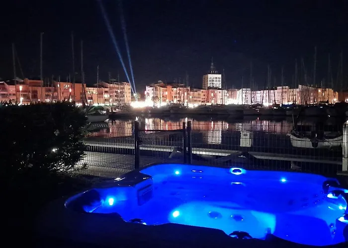 Cap Saint Martin Marina ゲストハウス