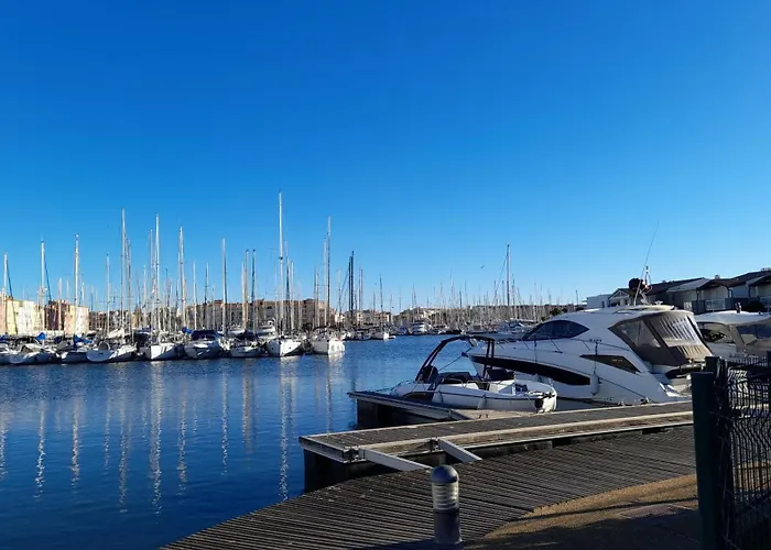 Cap Saint Martin Marina 게스트하우스