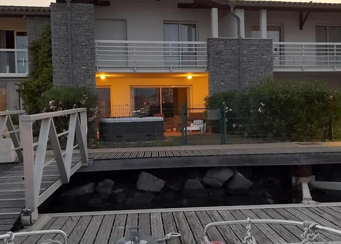 Cap Saint Martin Marina 게스트하우스 아그