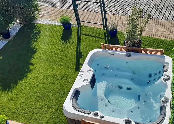 Cap Saint Martin Marina 게스트하우스