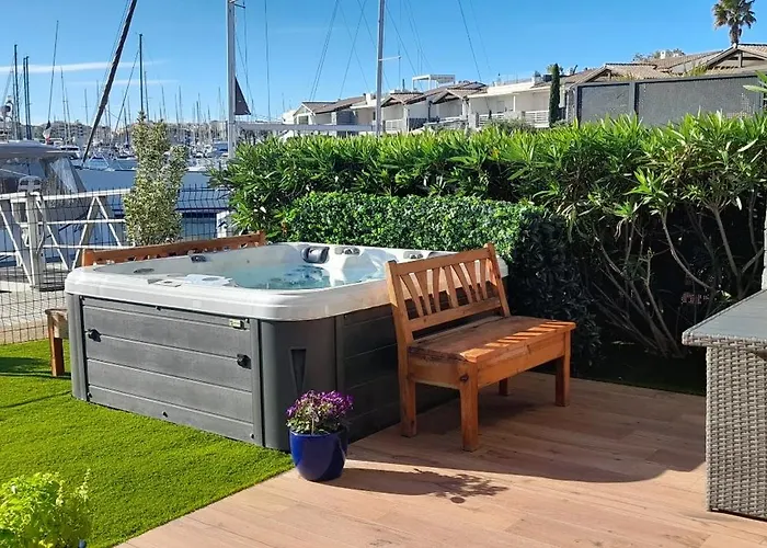 ゲストハウス Cap Saint Martin Marina 3*